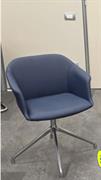 POLTRONA AURA BASE FISSA 4 GAMBE PIRAM.CROM.SED.IMB.ECOP.A11 BLU
